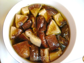 Braised Chicken Wings with Bamboo Shoots recipe