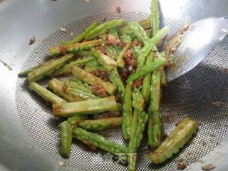 Bitter Gourd Strips with Minced Meat recipe