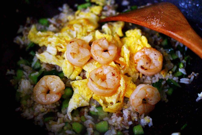 Cucumber Shrimp Mixed Grain Egg Fried Rice recipe