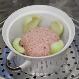 Steamed Lion Head recipe