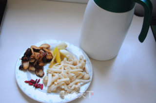 Delicious Matsutake Chai Chicken Soup recipe