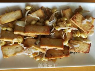 Fried Bean Sprouts with Tofu recipe