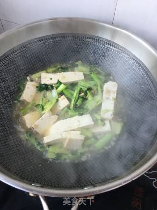 Tofu Stewed with Moss recipe