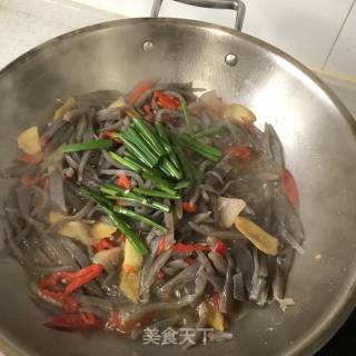 Pickled Pepper Konjac Shreds recipe