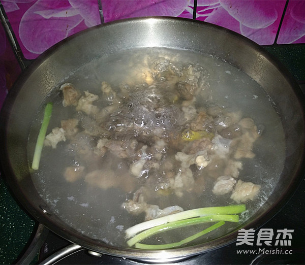 Beef and Radish Vermicelli Soup recipe