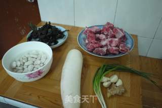 Seaweed Pork Ribs Soup recipe