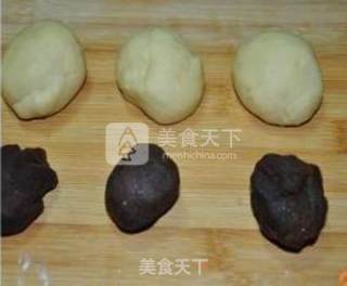 Red Fruit Bean Paste Mooncake recipe