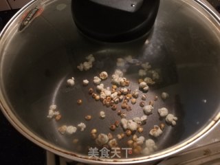 #trust之美# Homemade Snacks-caramel Popcorn (pan Version) recipe