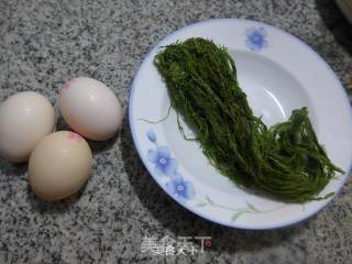 Moss Scrambled Eggs recipe