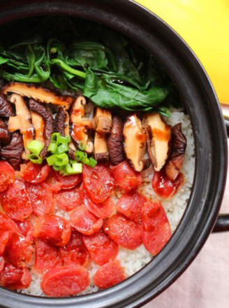 Claypot Rice with Mushroom and Salami recipe