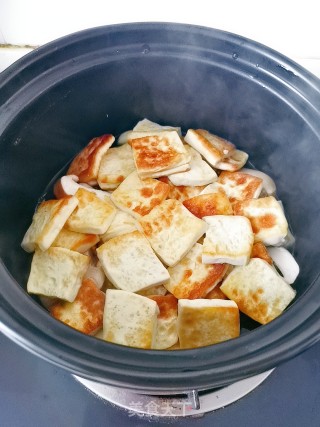 Chicken Meatballs and Tofu Clay Pot recipe