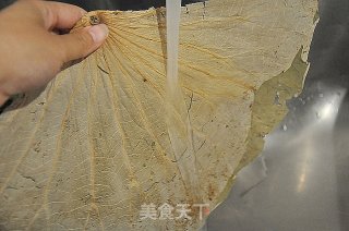 【su Cai】lotus Fragrant Glutinous Rice Bone recipe