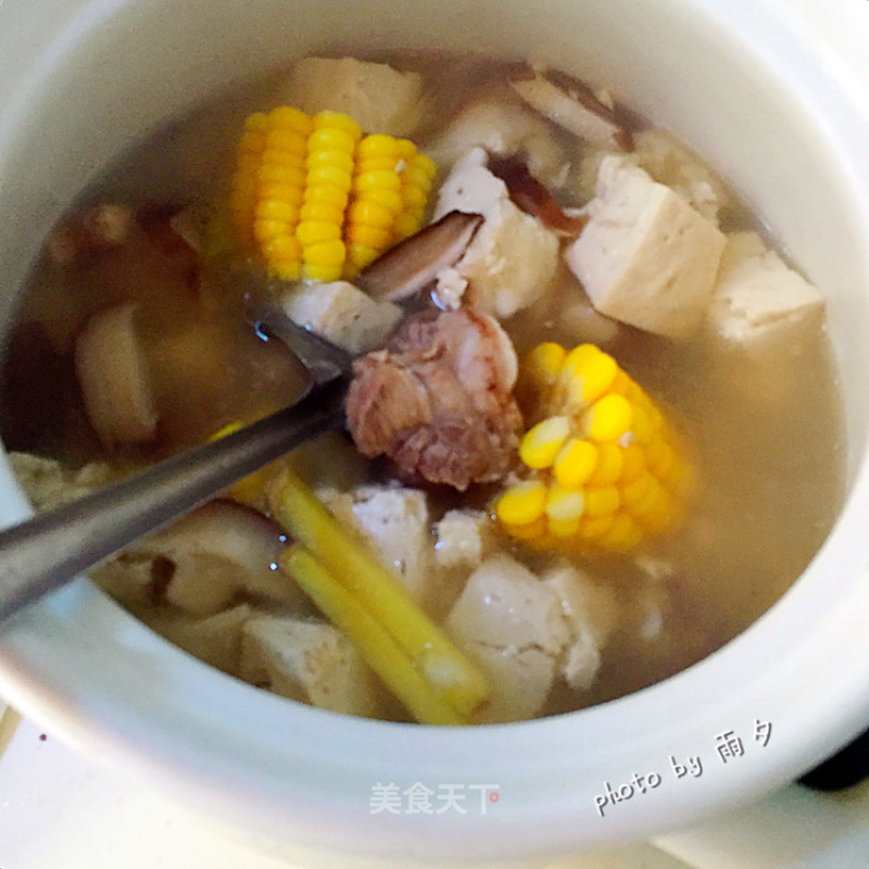 Stewed Bones with Mushrooms, Tofu and Corn recipe