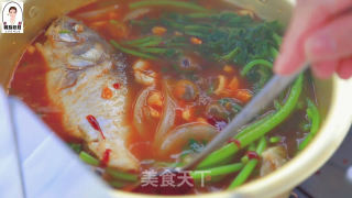 Spicy Fish Soup in The Wild Has A Different Taste recipe