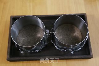 Black Rice Matcha Mousse Cake recipe