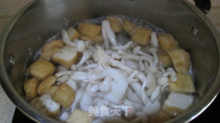 White Mushroom Oil Tofu Ham Soup recipe