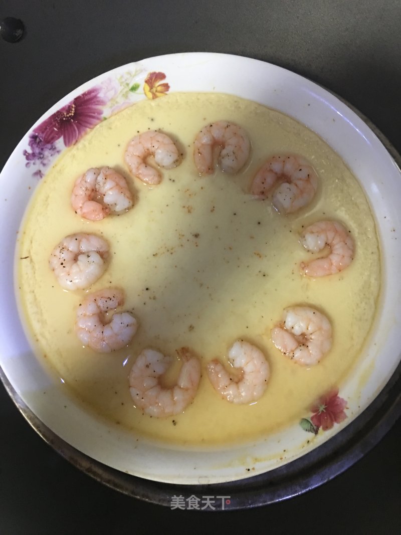 Fresh Eggs and Shrimps recipe