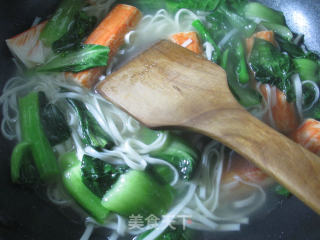 Noodle Soup with Crab Sticks and Cabbage Core recipe