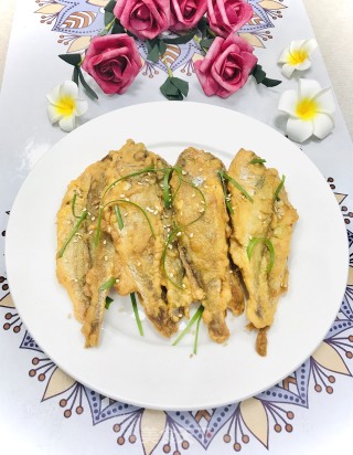 Fried Small Yellow Croaker recipe