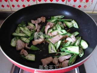 Fried Pork with Okra recipe
