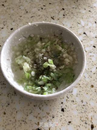 Bean Sprouts Mixed with Bean Curd recipe