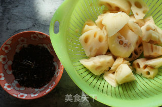 Lotus Root Tube Bone Wild Rice Soup recipe