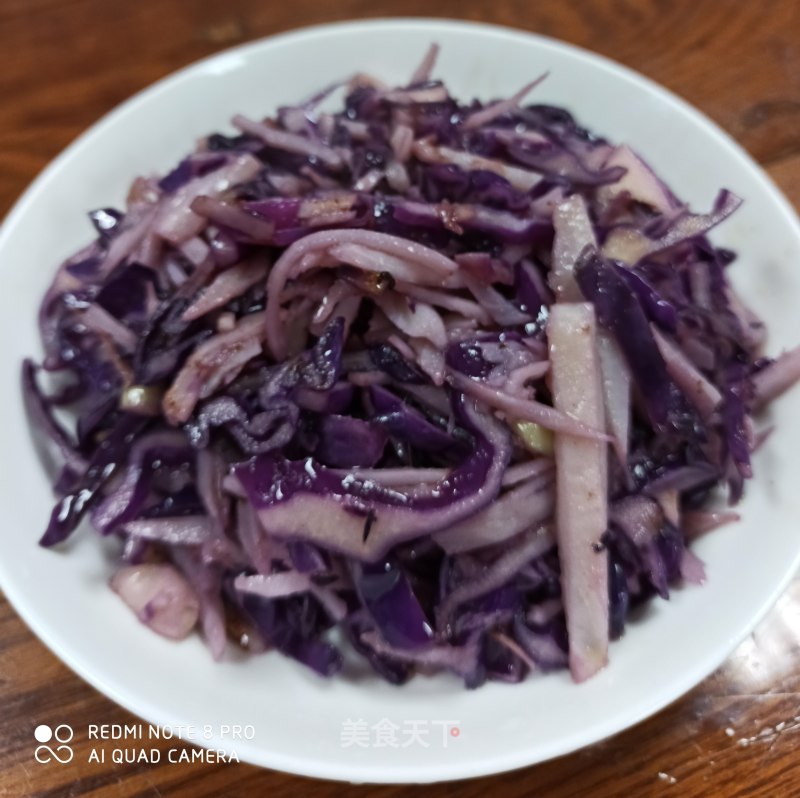 Fried Lotus Root with Purple Cabbage recipe