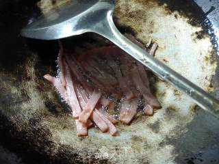 Fried Noodles with Ham and Bamboo Shoots recipe