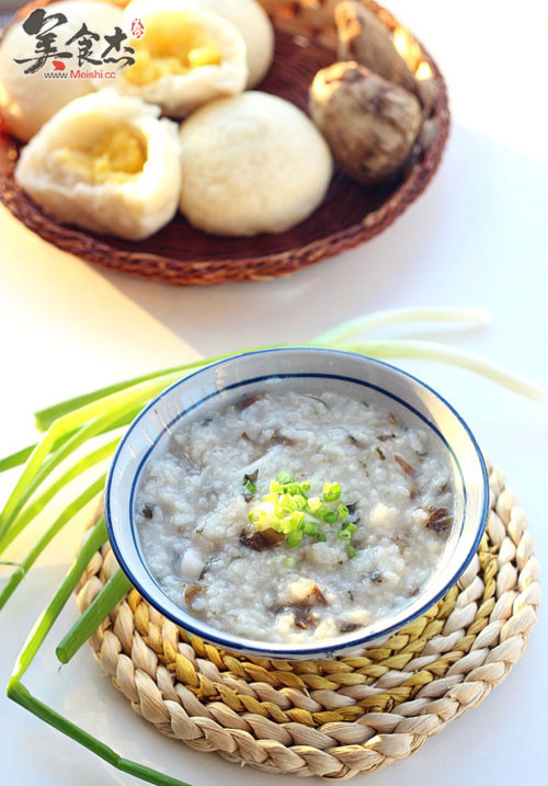 Salty Congee with Taro and Plum Dried Vegetables recipe