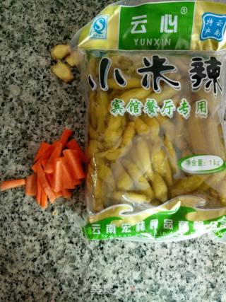 Chicken Feet with Soaked Feet~chicken Feet with Pickled Peppers recipe