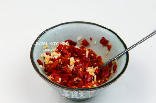 Steamed Potatoes with Chopped Pepper recipe