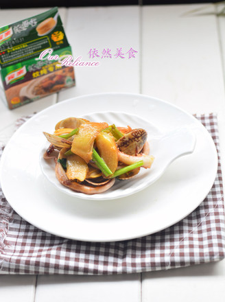 Stir-fried Seafood with Ginger recipe