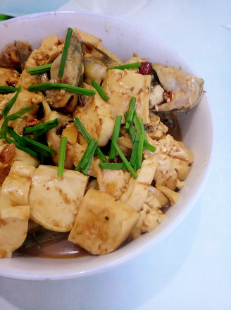 Braised Tofu with Yellow Bone Fish