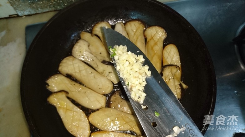 Pan-fried King Pleurotus recipe