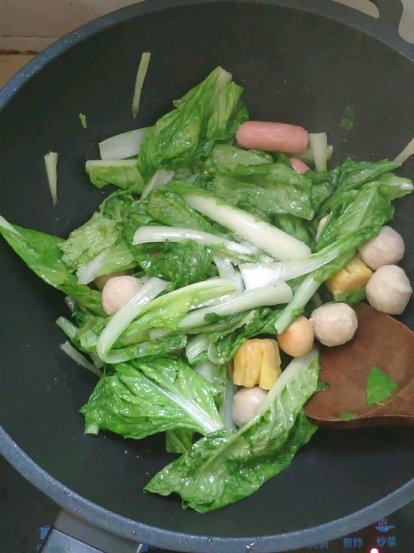 Rice Ball Hot Pot Ingredients Mixed with Hor Fun recipe