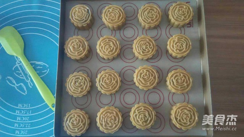 Moon Cakes ~ Date Paste Filling recipe