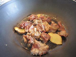 Braised Beef Brisket and Carrots in Red Curry recipe