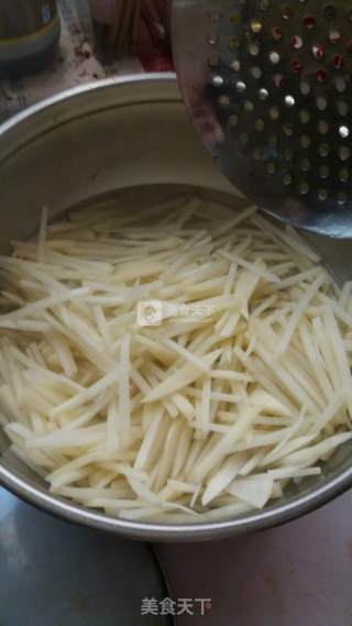 Simple Celery and Potato Shreds recipe