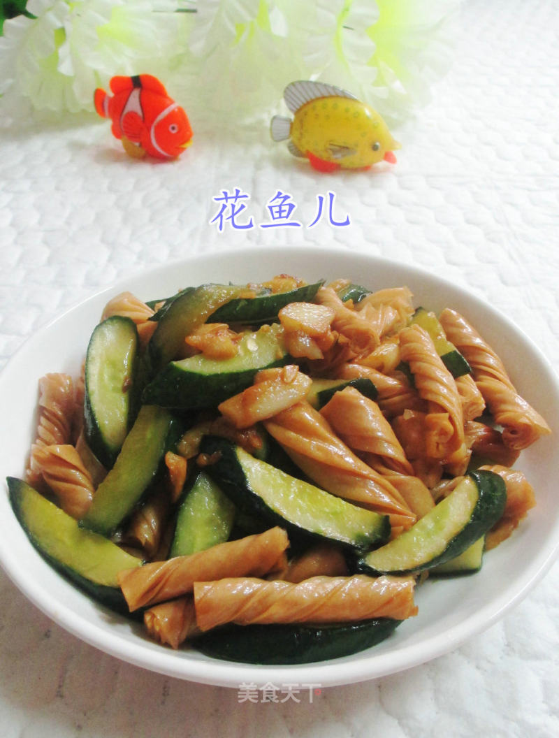 Stir-fried Bean Tendons with Cucumber recipe