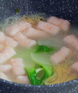 Help The Elder Daughter to Have A Nutritious Supper~shrimp Slippery Winter Melon Millet Noodles recipe