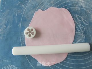 Fondant Cake---peach Blossom recipe