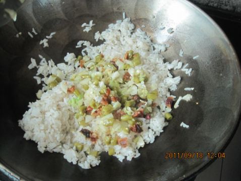 Fried Rice with Capers recipe