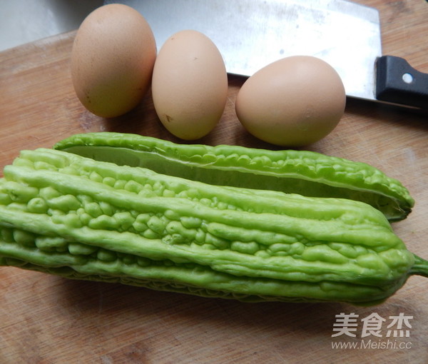 Bitter Gourd Scrambled Eggs recipe
