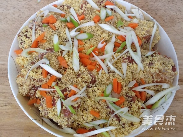 Millet Steamed Ribs recipe