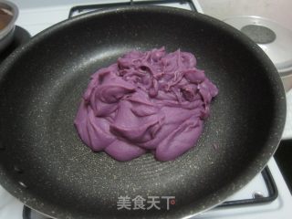 A Good Partner for Snowy Mooncakes の Homemade [purple Potato Filling] recipe