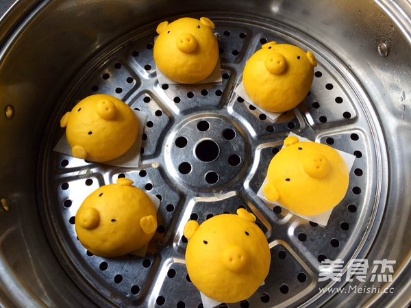 Golden Pig Steamed Buns recipe