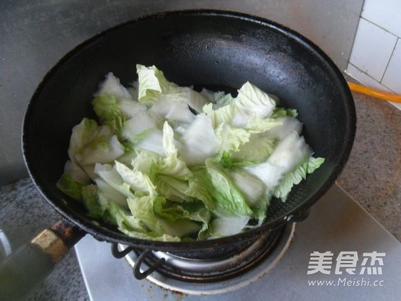 Stir-fried Black and White Dishes recipe