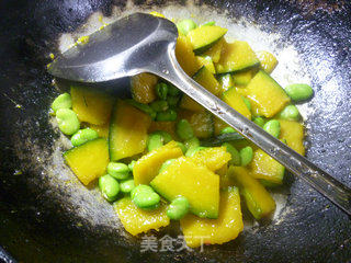 Fried Japanese Pumpkin with Broad Beans recipe