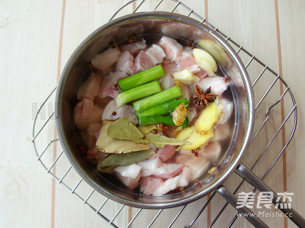 Sha Ge Stewed Pork Belly recipe