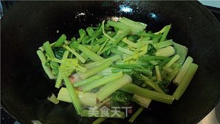 Roasted Pork and Stir-fried Celery recipe